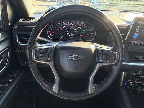 Used 2021 Chevrolet Suburban RST w/ Luxury Package image 34