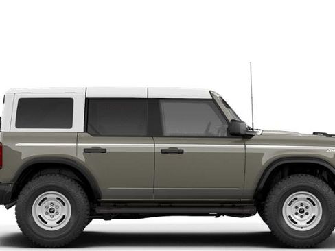 New 2026 Ford Bronco Heritage Edition image 5