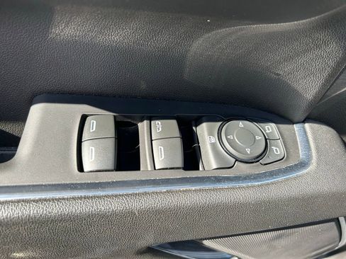 Used 2024 Chevrolet Silverado 1500 LT w/ Z71 Off-Road Package image 17