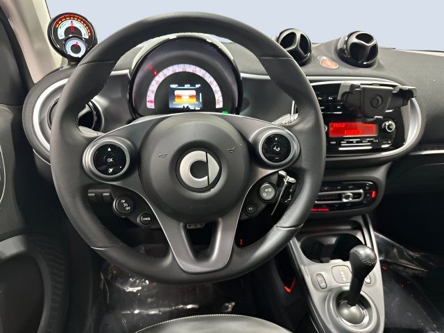 Used 2018 smart fortwo electric drive RWD image 19