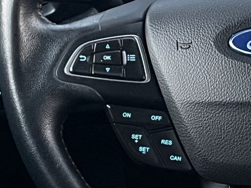 Used 2021 Ford EcoSport SE w/ SE Appearance Package image 28