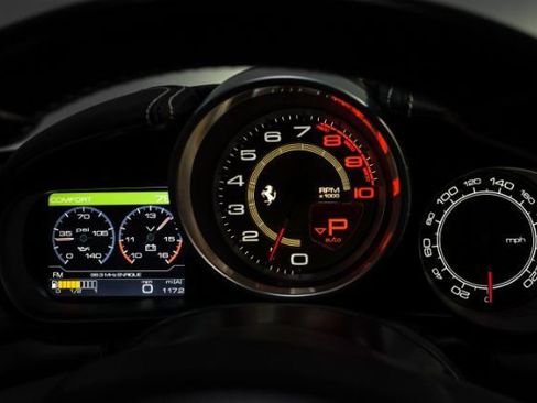 Used 2015 Ferrari California T image 24