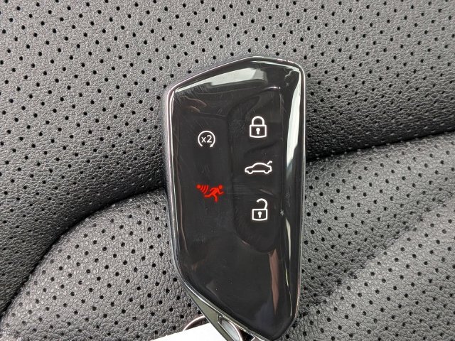 New 2026 Volkswagen Atlas SE FWD image 31