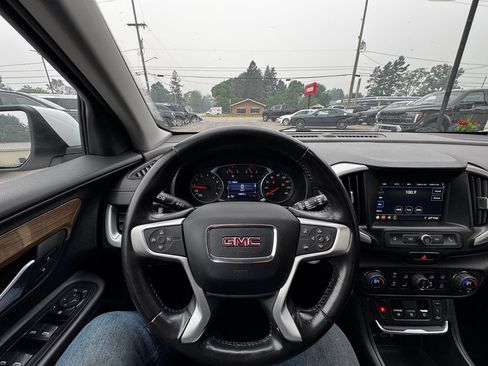 Used 2019 GMC Terrain SLE w/ Driver Convenience Package AWD/4WD image 13