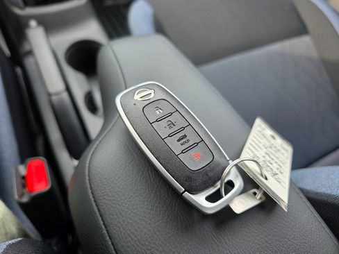 New 2025 Nissan Versa SV w/ Trunk Package image 22