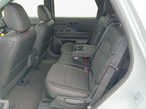New 2026 Nissan Pathfinder Rock Creek AWD/4WD image 13
