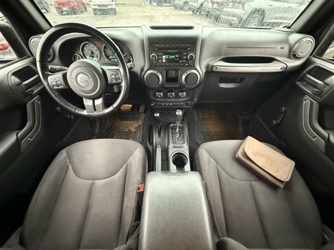 Used 2018 Jeep Wrangler Willys Wheeler image 14