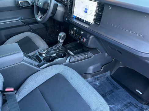 Used 2025 Ford Bronco 4-Door image 20