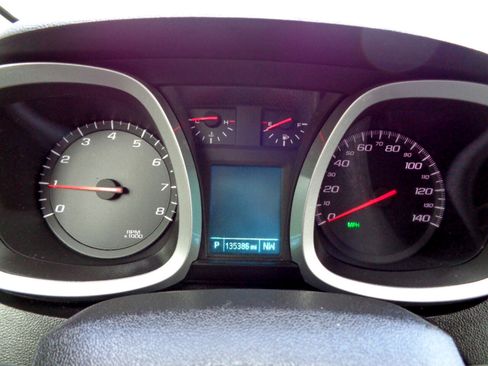 Used 2012 Chevrolet Equinox LT w/ Driver Convenience Package image 18