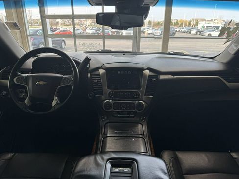 Used 2015 Chevrolet Tahoe LTZ AWD/4WD image 18