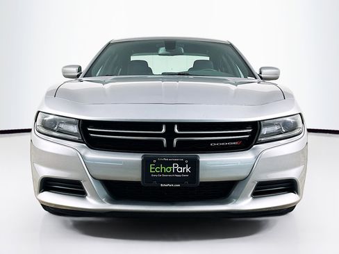 Used 2016 Dodge Charger SE w/ Popular Equipment Group RWD image 2