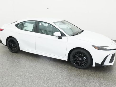 New 2026 Toyota Camry SE FWD image 12