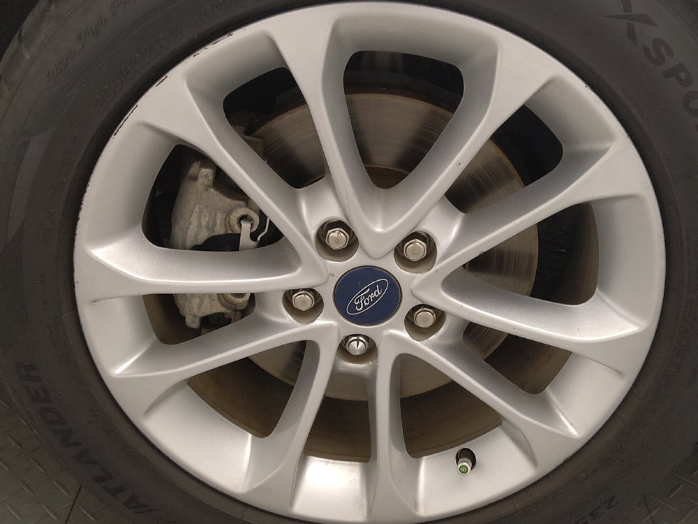 Used 2019 Ford Fusion SE FWD image 31