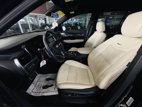 Used 2023 Cadillac XT6 Sport AWD/4WD image 29