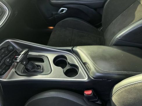 Used 2020 Dodge Challenger R/T Scat Pack RWD image 22