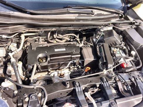 Used 2016 Honda CR-V SE image 10