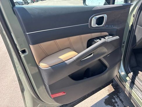 Certified 2026 Kia Sorento SX Prestige w/ Olive Brown Leather Package AWD/4WD image 7