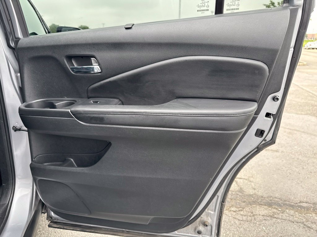 Certified 2021 Honda Passport Touring image 36