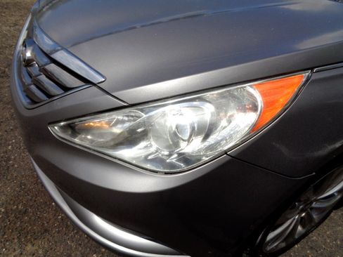 Used 2012 Hyundai Sonata SE image 10