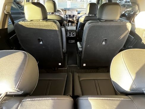 Used 2021 Kia Sorento EX image 49