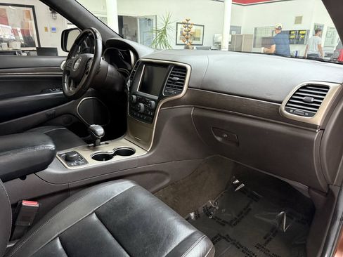 Used 2014 Jeep Grand Cherokee Summit AWD/4WD image 18