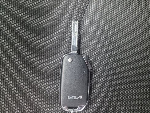 Used 2024 Kia Forte LXS FWD image 32