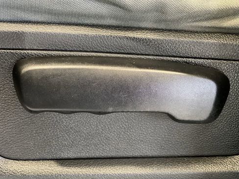 Used 2015 RAM 3500 Tradesman w/ Chrome Appearance Group image 15