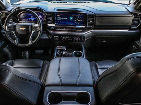 Used 2023 Chevrolet Silverado 1500 LTZ w/ Z71 Off-Road Package image 34