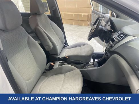 Used 2016 Hyundai Accent SE FWD image 36