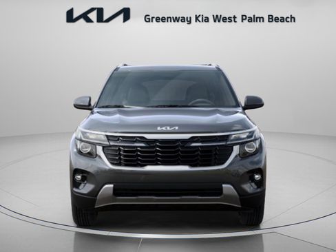 New 2026 Kia Seltos S FWD image 2