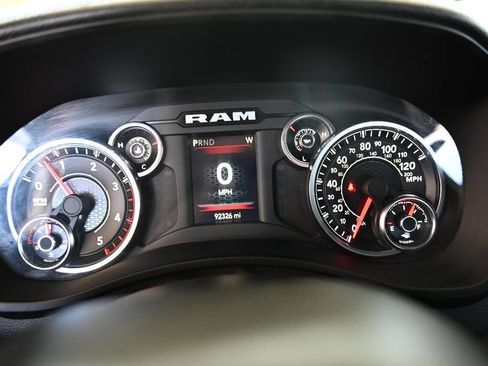 Used 2022 RAM 2500 Big Horn AWD/4WD image 17