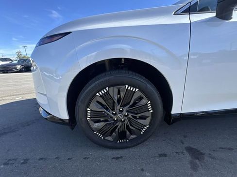 New 2026 Nissan Murano Platinum w/ Cargo Package AWD/4WD image 10