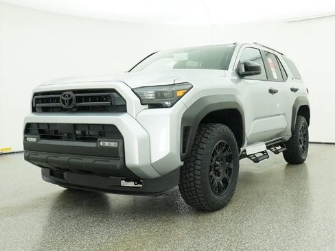New 2026 Toyota 4Runner SR5 AWD/4WD image 32