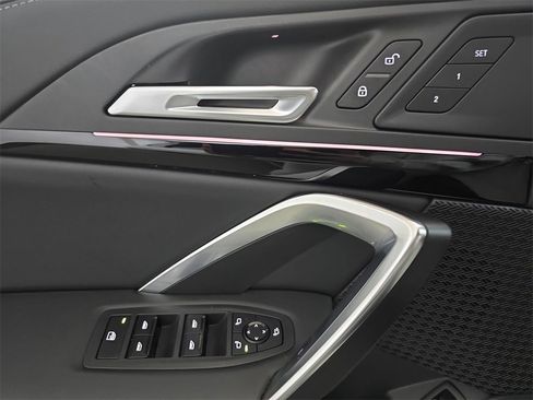 Used 2025 BMW X1 xDrive28i w/ Convenience Package image 29