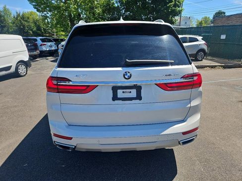 Used 2022 BMW X7 xDrive40i w/ Premium Package AWD/4WD image 4