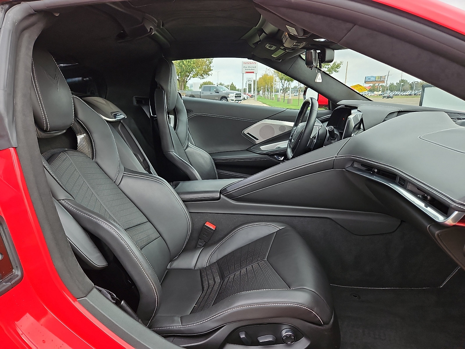 Used 2021 Chevrolet Corvette Stingray Premium Cpe w/ Z51 Performance Package RWD image 14