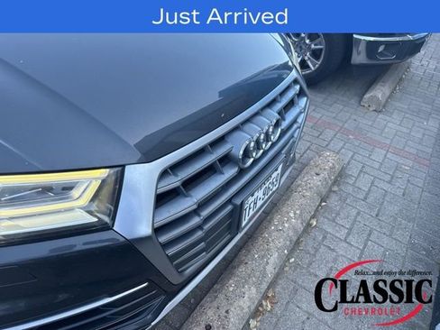 Used 2018 Audi Q5 2.0T Premium Plus w/ Premium Plus Package image 23