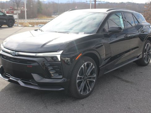 New 2026 Chevrolet Blazer EV SS image 3