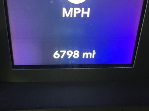 Certified 2025 Jeep Gladiator Sport image 19