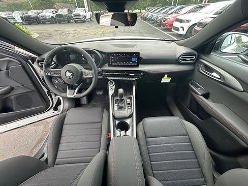 New 2025 Dodge Hornet GT image 10