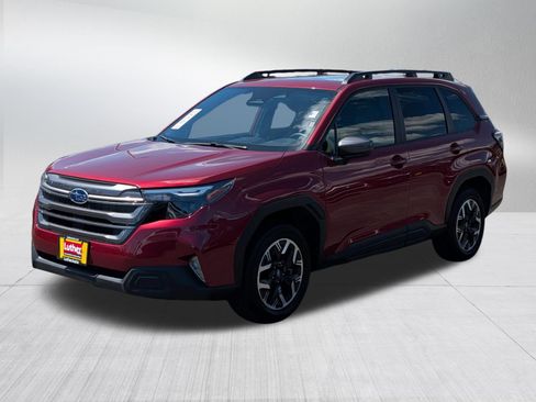 Certified 2025 Subaru Forester Premium AWD/4WD image 3