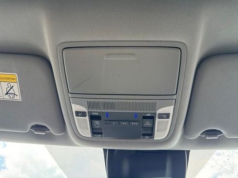 Used 2017 Acura MDX SH-AWD image 28