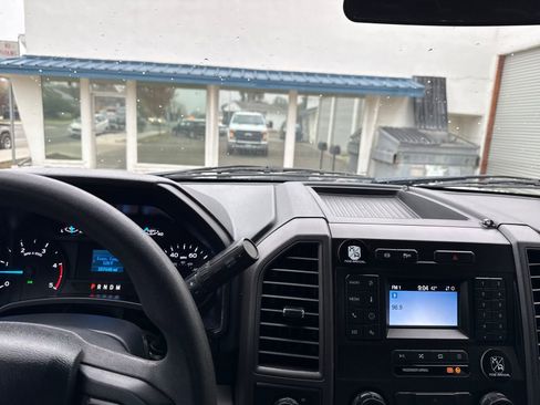 Used 2022 Ford F350 XL w/ Power Equipment Group image 13