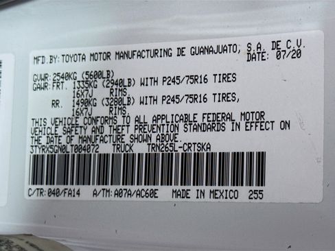 Used 2020 Toyota Tacoma SR image 39