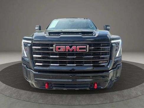 Used 2026 GMC Sierra 2500 AT4X AWD/4WD image 8