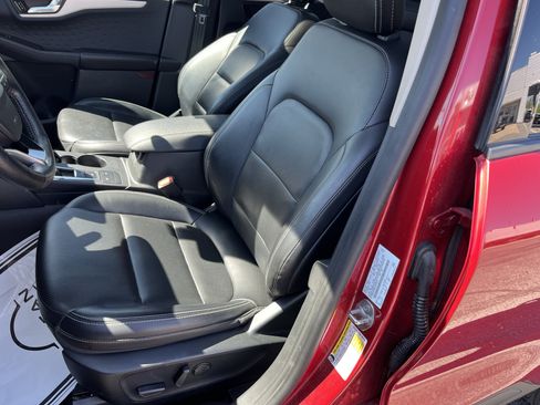 Used 2020 Ford Escape SEL AWD/4WD image 16