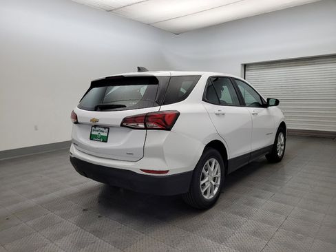 Used 2024 Chevrolet Equinox LS image 9
