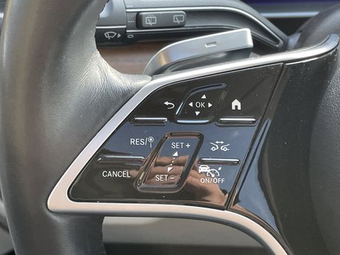 Certified 2024 Mercedes-Benz GLS 450 4MATIC image 28