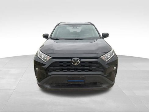 Used 2021 Toyota RAV4 XLE image 8