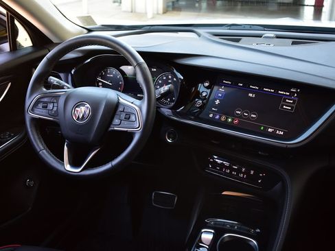 Used 2023 Buick Envision Essence w/ Sport Touring Package FWD image 34